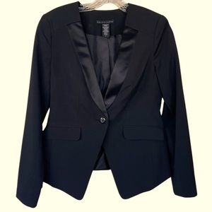 Apostrophe Deep Satin Lapel Fitted One Button Blazer Jacket | Black | Size 2